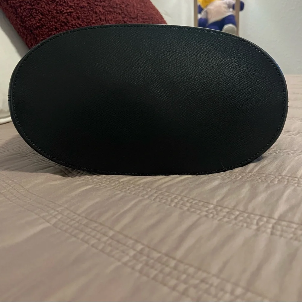 Michael Kors Black and Tan Tote Bag - Picture 4 of 10